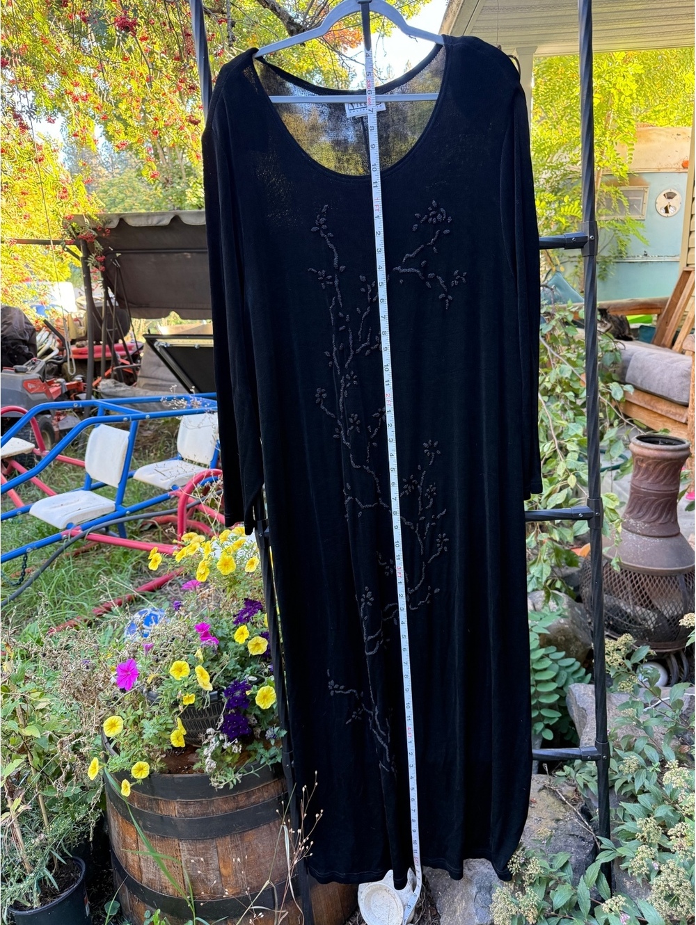 Vikki Vi 2X Black Long Sleeve Embroidered Maxi Dress